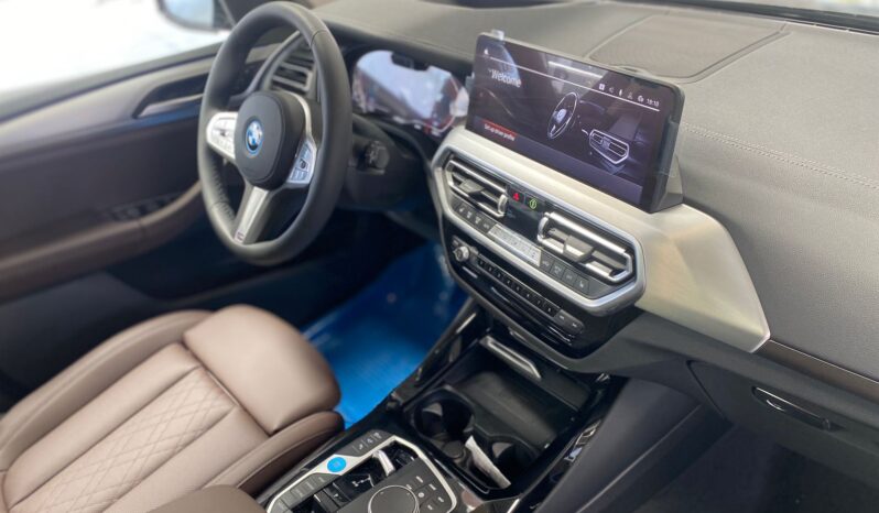 
								Bmw ix3 2024 كامل									