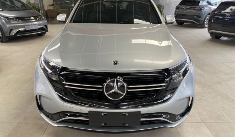 
								mercedes EQC 400 كامل									