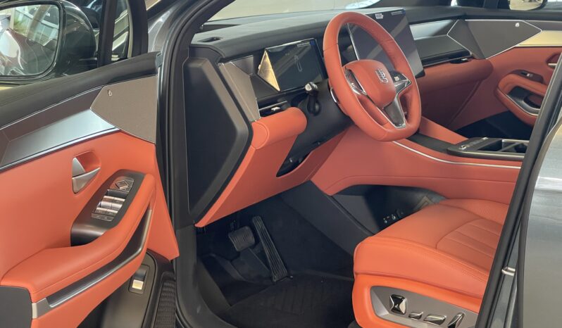 
								BYD TANG L DMi 2025 plugin Hybrid كامل									