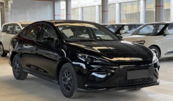 BYD Seal 05 DM-i Plug-in Hybrid 2025