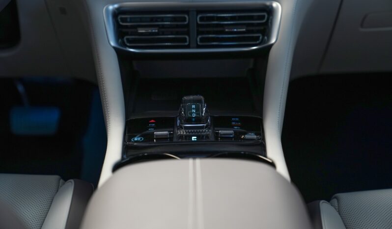 
								BYD SONG PLUS 2025 DMI كامل									