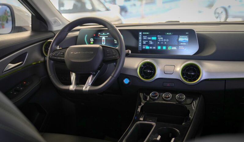 
								dongfeng friday 2023 EV كامل									